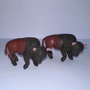 Safari Ltd Lot‎ of 2 Mini 2.5" Vintage Buffalo Animal Wildlife Figures